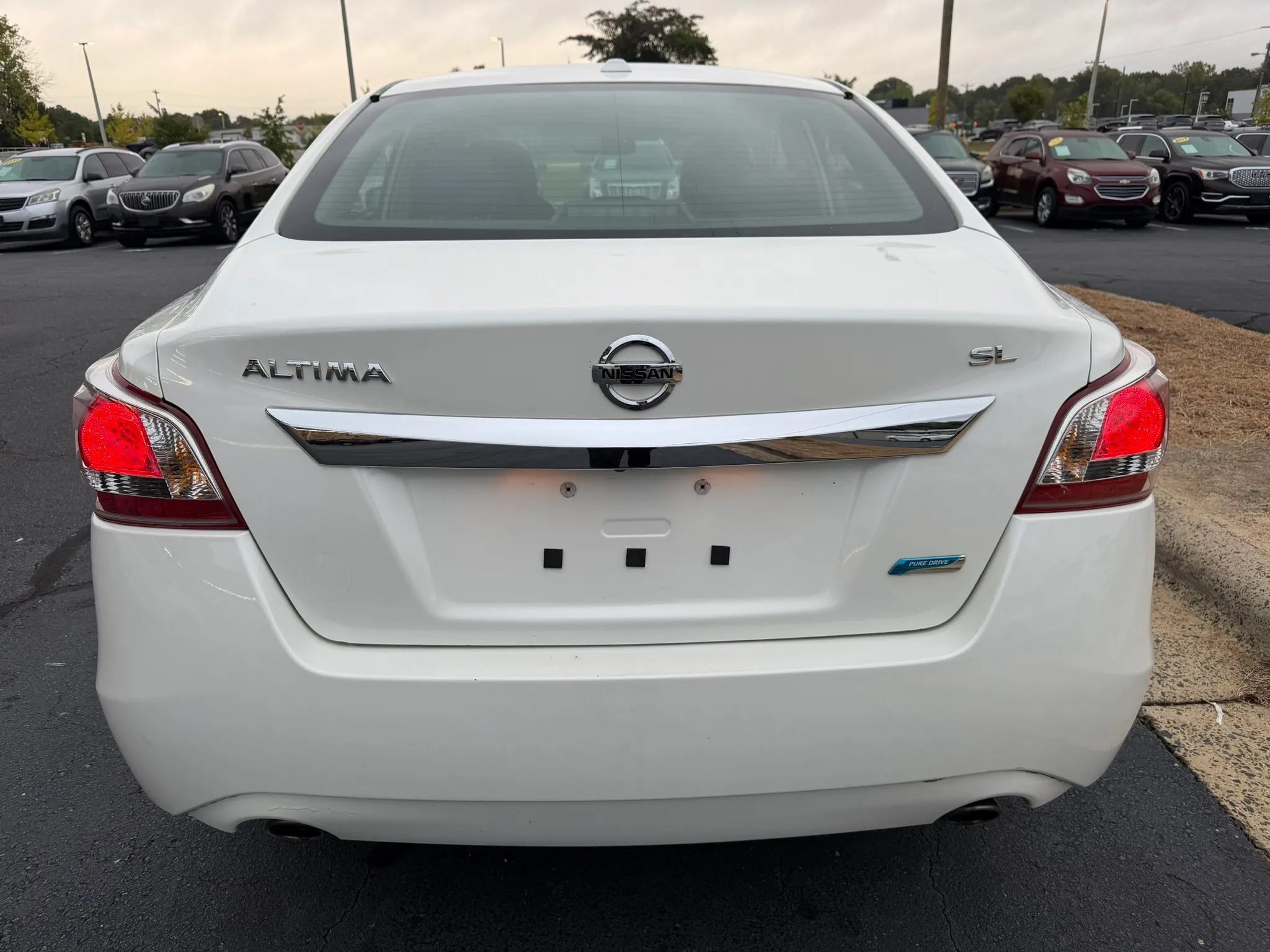 Used 2013 Nissan Altima 2.5 SL FWD image 6
