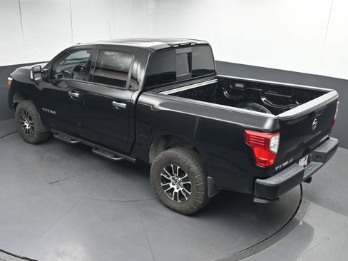 Used 2021 Nissan Titan SV w/ SV Convenience Package image 37