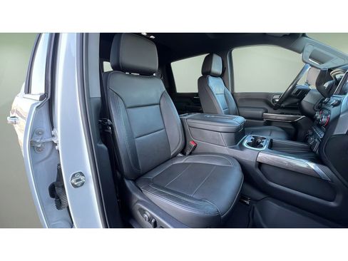 Used 2020 Chevrolet Silverado 2500 LTZ w/ LTZ Premium Package image 32