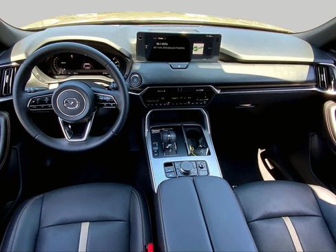 Certified 2026 MAZDA CX-70 3.3 Turbo S w/ Premium Package AWD/4WD image 16