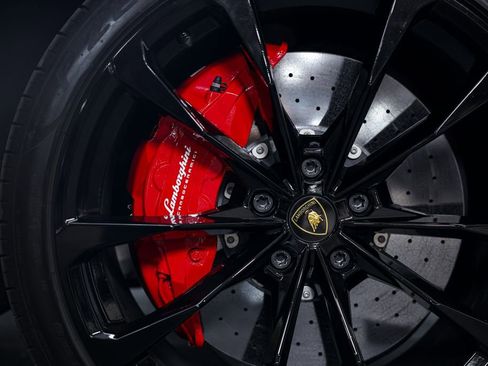 Used 2022 Lamborghini Urus image 15