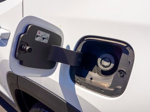 Used 2026 GMC Terrain Elevation w/ Technology Package II image 12