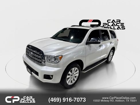 Used 2010 Toyota Sequoia Platinum AWD/4WD image 4