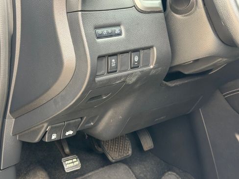 Used 2023 Nissan Murano SV image 21