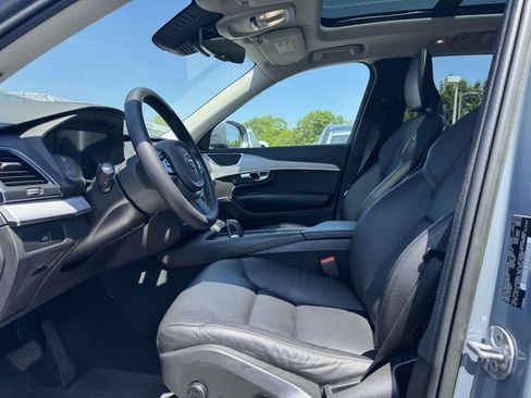 Certified 2023 Volvo XC90 B5 Core w/ Climate Package AWD/4WD image 16