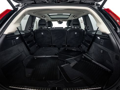 Used 2020 Volvo XC90 T5 Momentum w/ Protection Package Premier AWD/4WD image 19