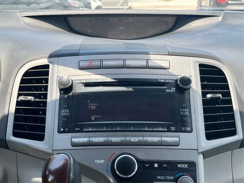 Used 2012 Toyota Venza XLE AWD/4WD image 13