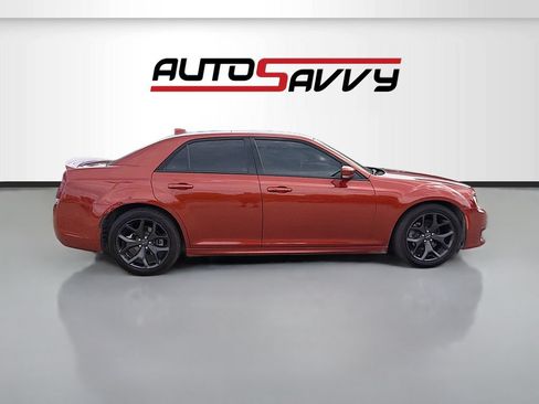Used 2021 Chrysler 300 S w/ S Model Appearance Package RWD image 8