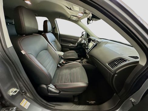 Used 2025 Mitsubishi Outlander Sport SE image 31