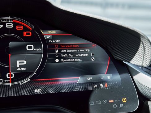 Used 2023 Ferrari SF90 Stradale Base image 76