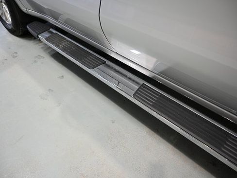 Used 2020 Chevrolet Silverado 1500 LTZ w/ LTZ Premium Package image 29