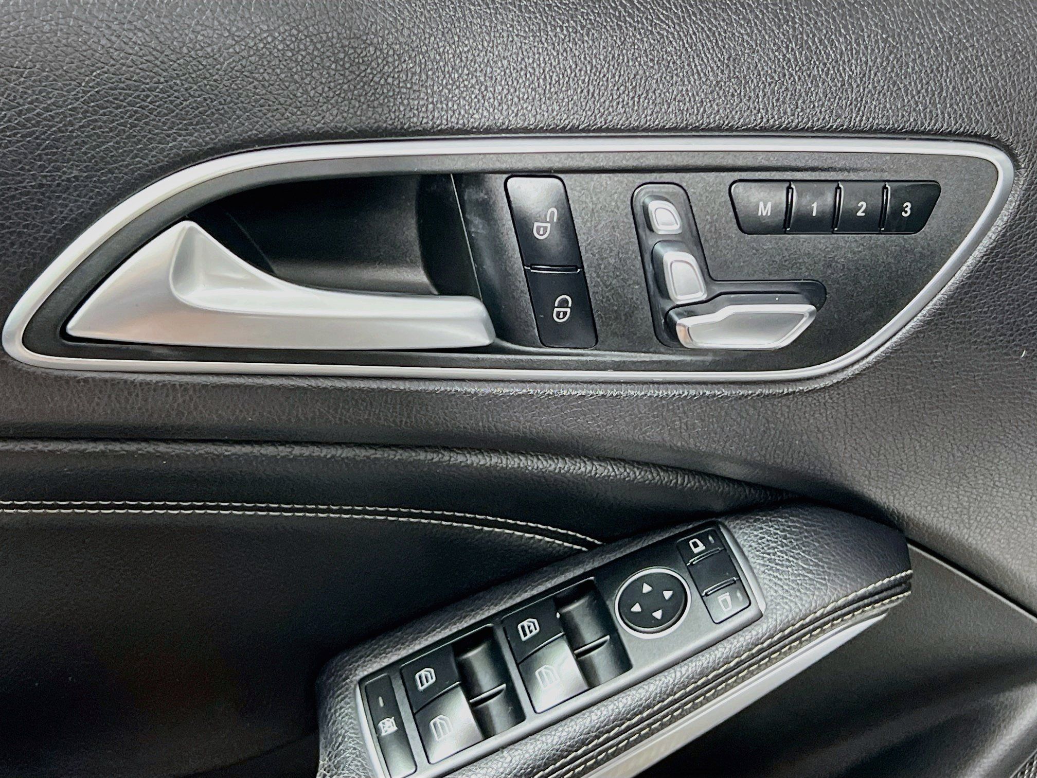 Used 2020 Mercedes-Benz GLA 250 image 16