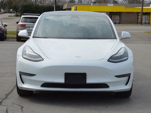 Used 2019 Tesla Model 3 Standard Range Plus image 3