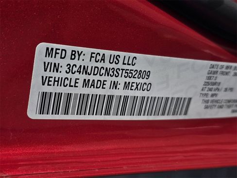 Used 2025 Jeep Compass Limited image 33