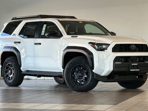 New 2026 Toyota 4Runner TRD Off-Road Premium AWD/4WD image 2