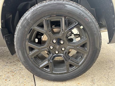 New 2025 Ford Maverick XLT w/ Black Appearance Package image 3