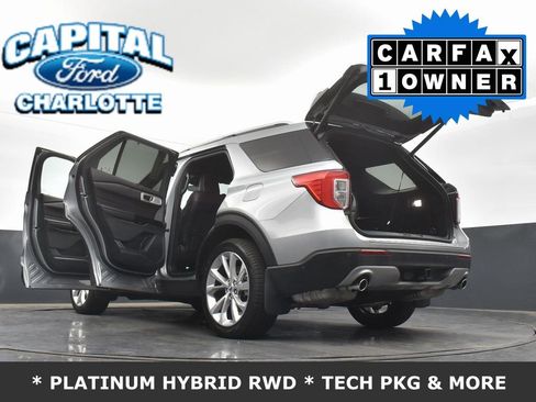 Used 2023 Ford Explorer Platinum w/ Technology Package image 43