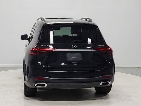 Used 2024 Mercedes-Benz GLE 350 4MATIC w/ AMG Line Exterior image 6