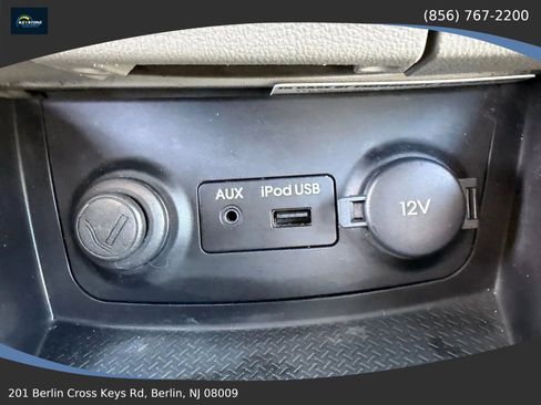 Used 2010 Hyundai Elantra GLS FWD image 25