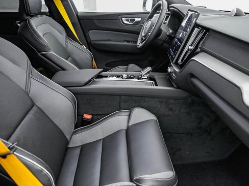 New 2026 Volvo XC60 T8 Polestar w/ Protection Package Premier AWD/4WD image 16