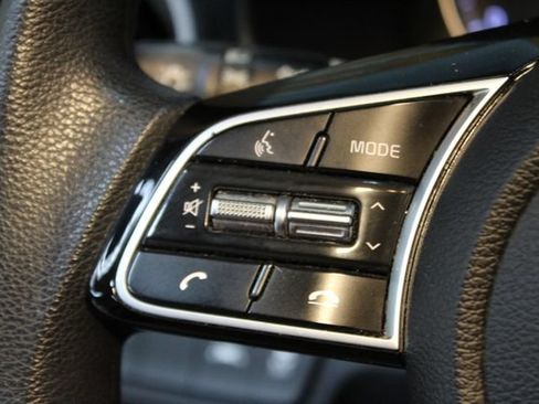 Used 2021 Kia Forte LXS FWD image 18