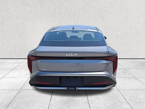 New 2026 Kia K4 FWD image 4