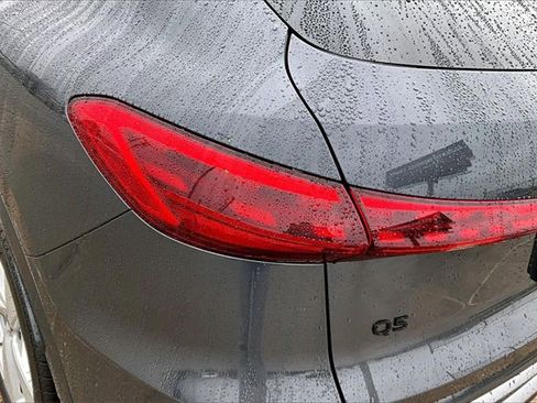 Used 2025 Audi Q5 Premium Plus w/ Premium Plus image 32