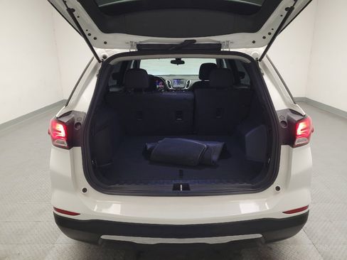 Used 2022 Chevrolet Equinox LT FWD image 29