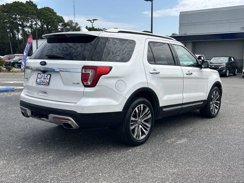 Used 2016 Ford Explorer Platinum AWD/4WD image 4