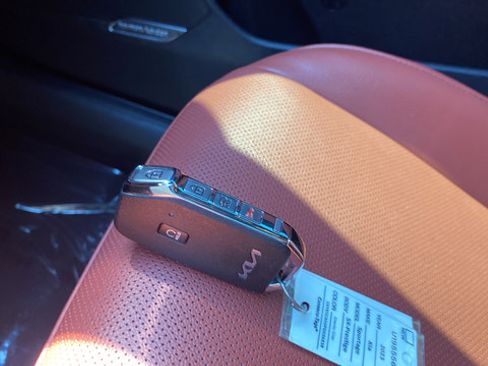 Used 2023 Kia Sportage SX AWD/4WD image 21