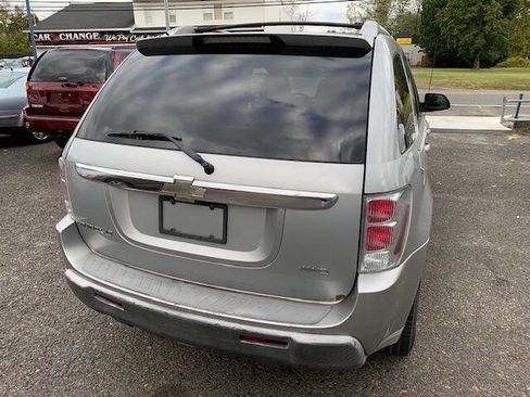 Used 2005 Chevrolet Equinox LT w/ Preferred Equipment Group image 13