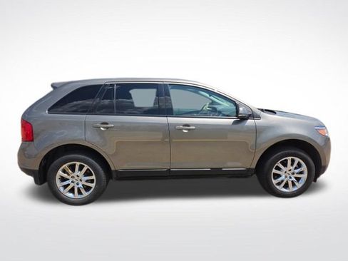 Used 2014 Ford Edge SEL w/ Equipment Group 205A FWD image 9