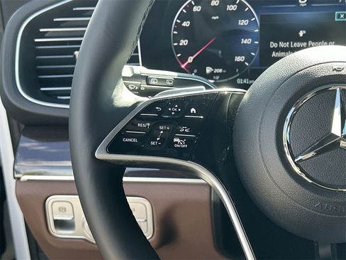 Used 2025 Mercedes-Benz GLE 350 4MATIC image 28