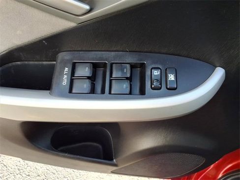Used 2012 Toyota Prius Three image 7