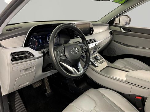 Used 2022 Hyundai Palisade SEL w/ 8P Bench Seat Package AWD/4WD image 17