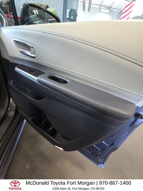 Used 2024 Toyota Sienna XLE w/ XLE Plus Package AWD/4WD image 19