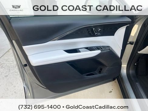 Used 2024 Cadillac Lyriq Luxury RWD image 16