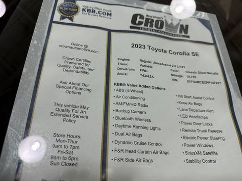 Used 2023 Toyota Corolla SE image 40