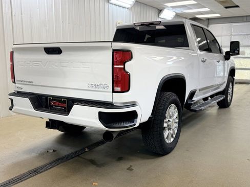 Used 2025 Chevrolet Silverado 2500 High Country w/ High Country Premium Package image 6