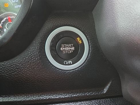 Used 2019 RAM 1500 Big Horn RWD image 21