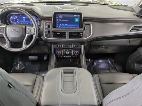 Used 2023 Chevrolet Tahoe Z71 w/ Luxury Package AWD/4WD image 22