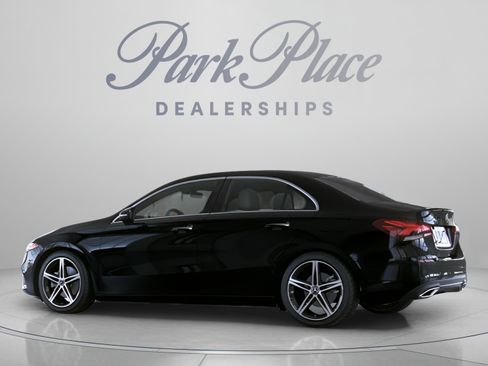 Used 2022 Mercedes-Benz A 220 image 12