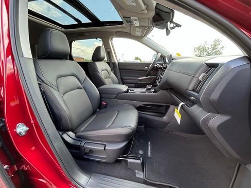 New 2026 Nissan Pathfinder SL w/ SL Premium Package AWD/4WD image 33