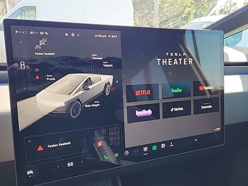 Used 2025 Tesla Cybertruck AWD Crew Cab image 31