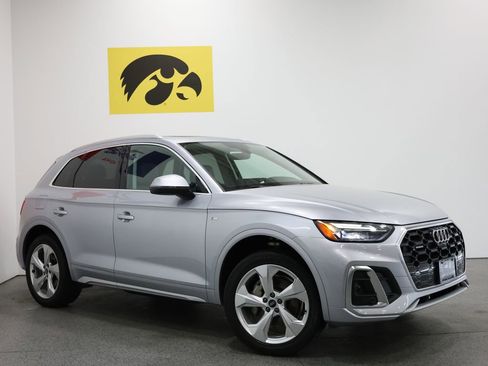 Used 2022 Audi Q5 2.0T Premium Plus AWD/4WD image 2