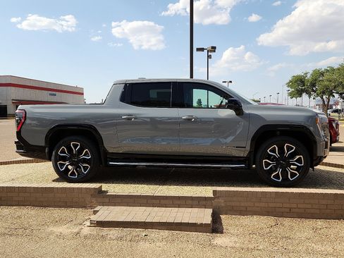 New 2025 GMC Sierra EV Denali image 5