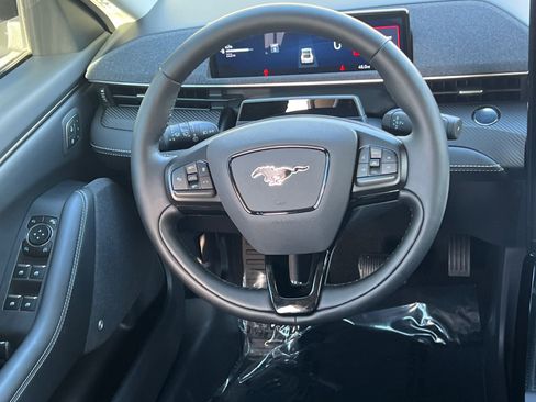 New 2025 Ford Mustang Mach-E Premium image 19