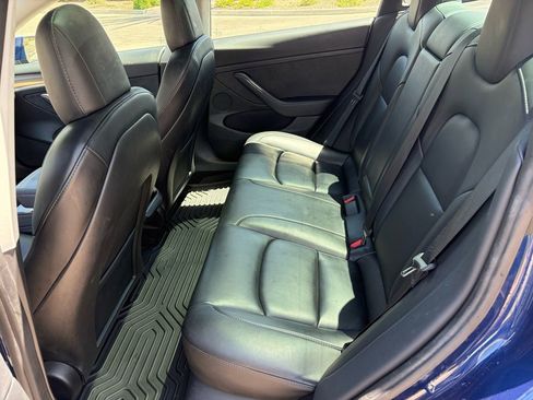 Used 2023 Tesla Model 3 Standard Range RWD image 12