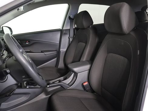 Certified 2023 Hyundai Kona SEL AWD/4WD image 25