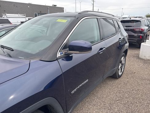 Used 2019 Jeep Compass Limited AWD/4WD image 27